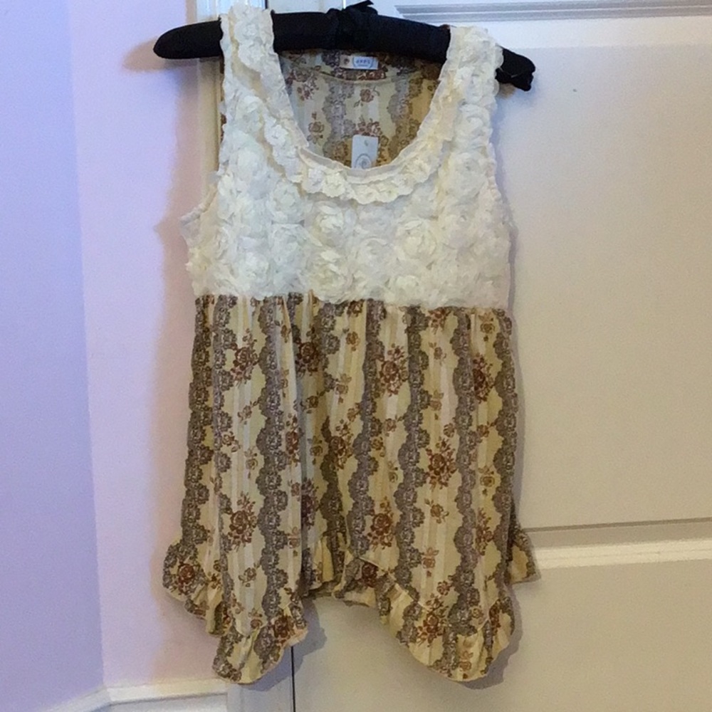 Axes  Femme handkerchief hem top with embellished bodice